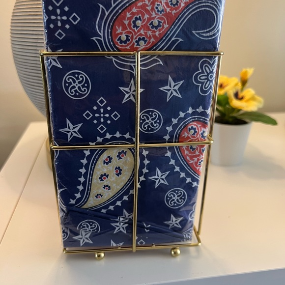 New Maison De Base Hand Soap Apple Cider with notes of apple and cinnamon - Picture 3 of 3